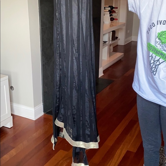 Black and gold Indian Pakistani salwar kameez - Picture 5 of 12